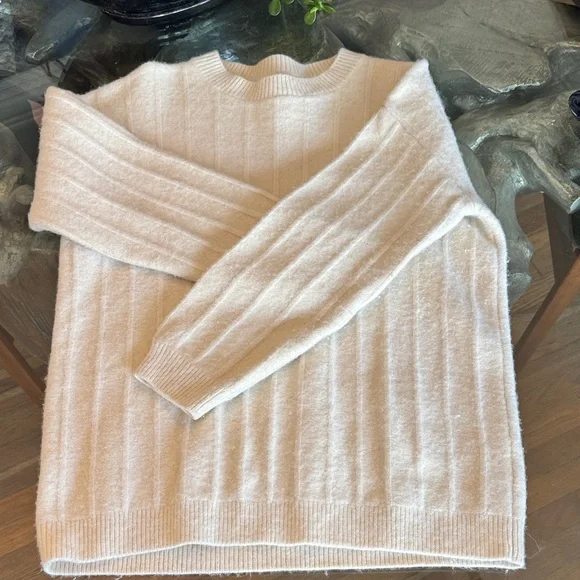 Reformation Ivory Long Sleeve Sweater - Picture 7 of 12